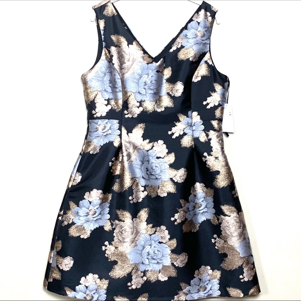 NWT Black Donna Ricco Dress /Gold & Silver Florals